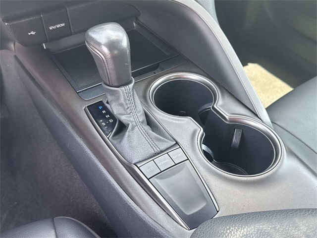 2023 Toyota Camry SE photo 22