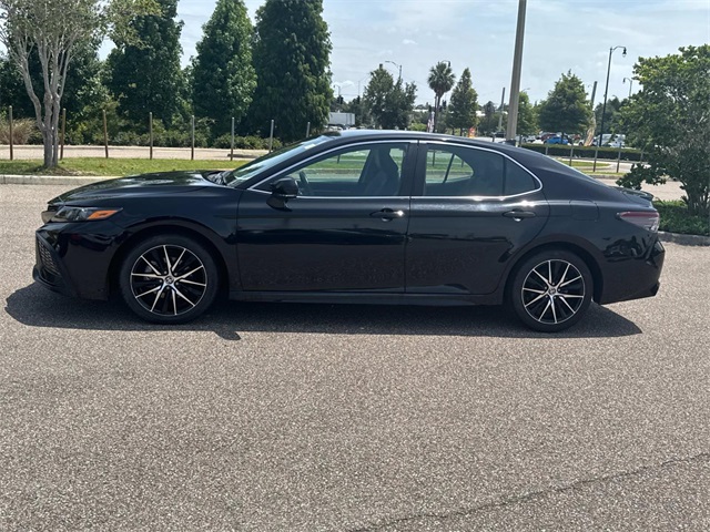 2023 Toyota Camry SE photo 6