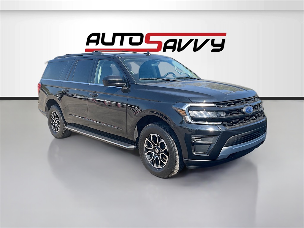 2023 Ford Expedition XLT's photo
