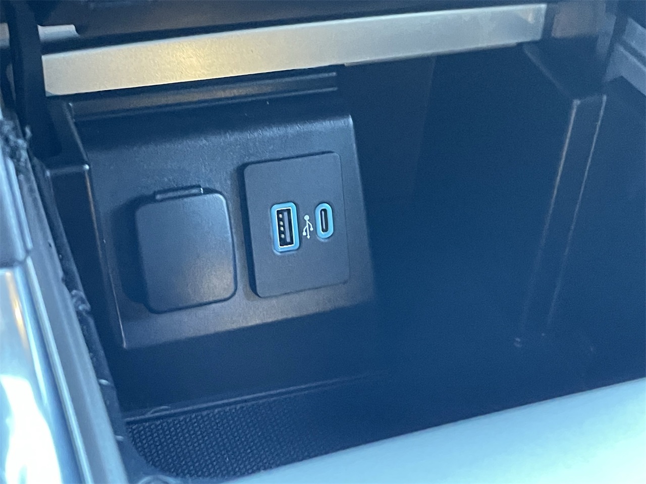 used 2020 Ford Explorer car, priced at $18,998