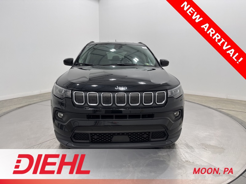 2022 Jeep Compass Latitude Lux photo 2