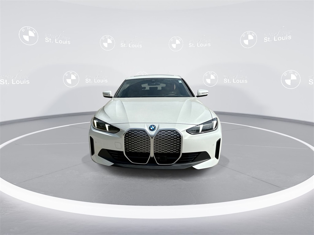 i4 xDrive40