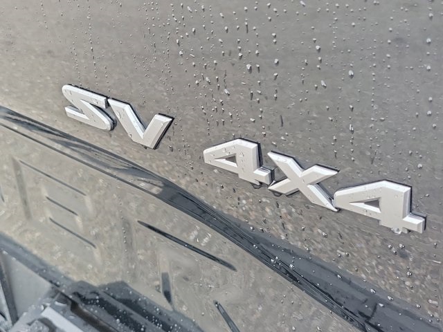 2023 Super Black Nissan Frontier SV 4X4 Truck