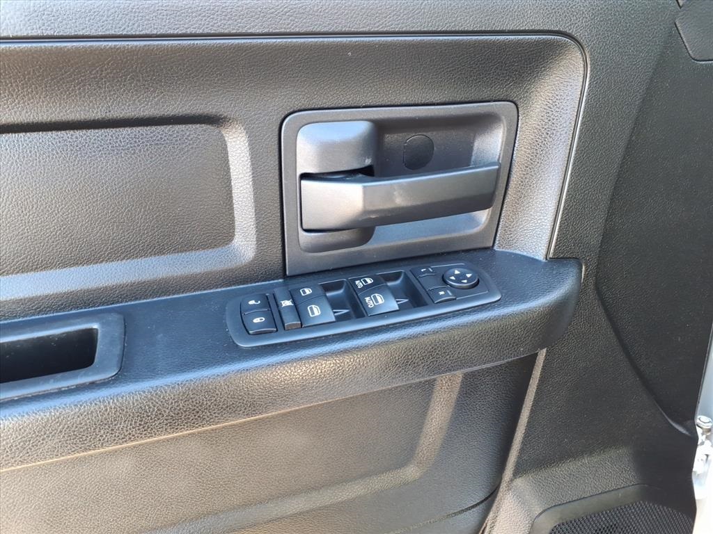 used 2019 Ram 1500 Classic car, priced at $19,900