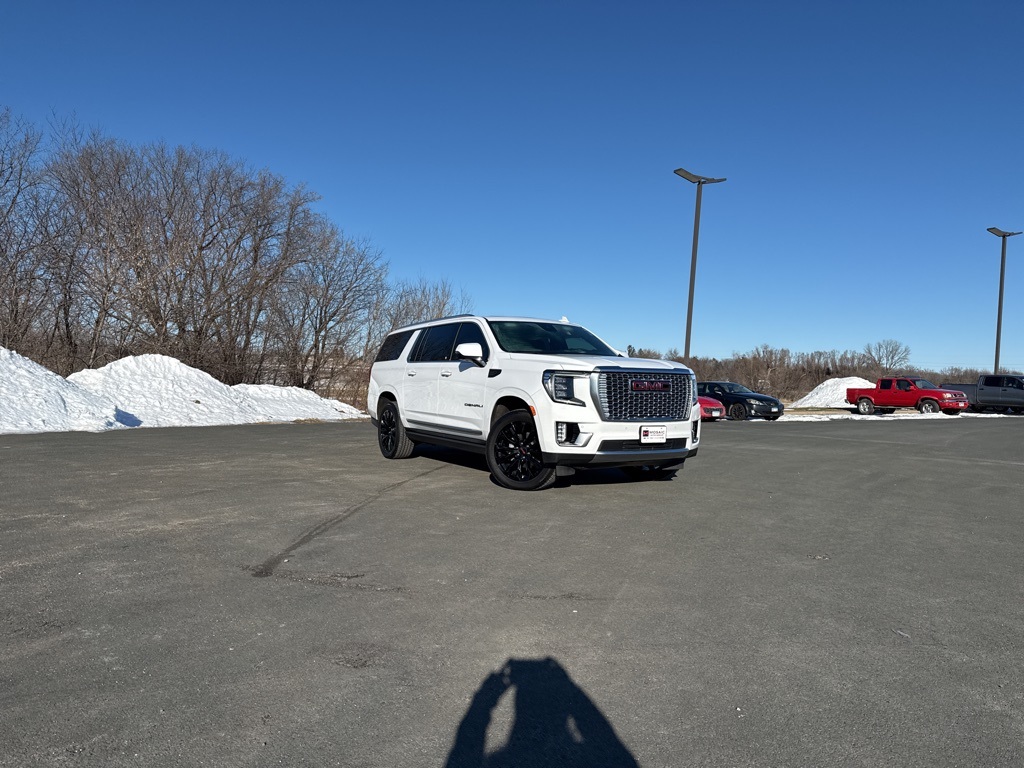 Used 2024 GMC Yukon XL Denali SUVs