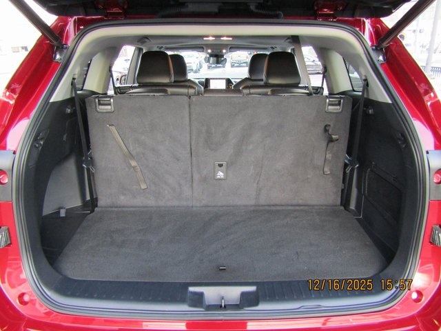 used 2023 Toyota Highlander car, priced at $36,999