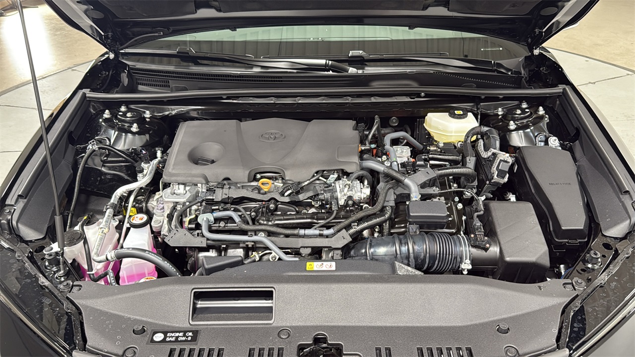 2025 Toyota Camry LE photo 25
