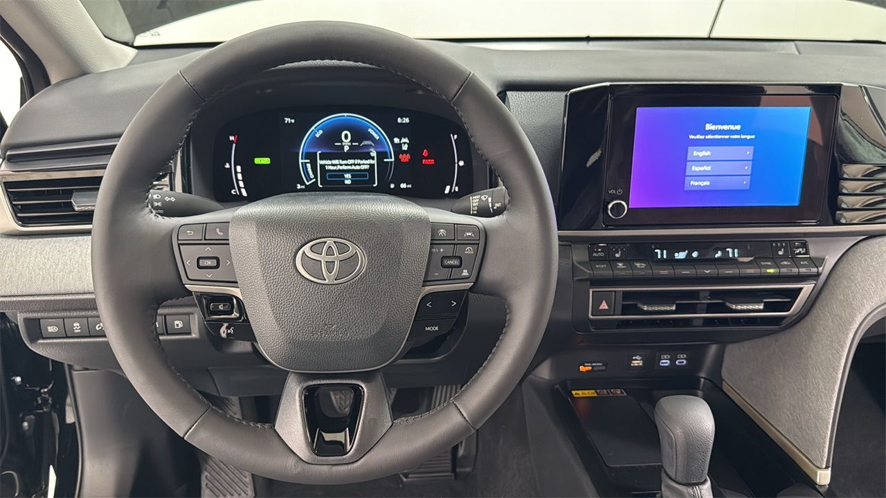2025 Toyota Camry LE photo 9