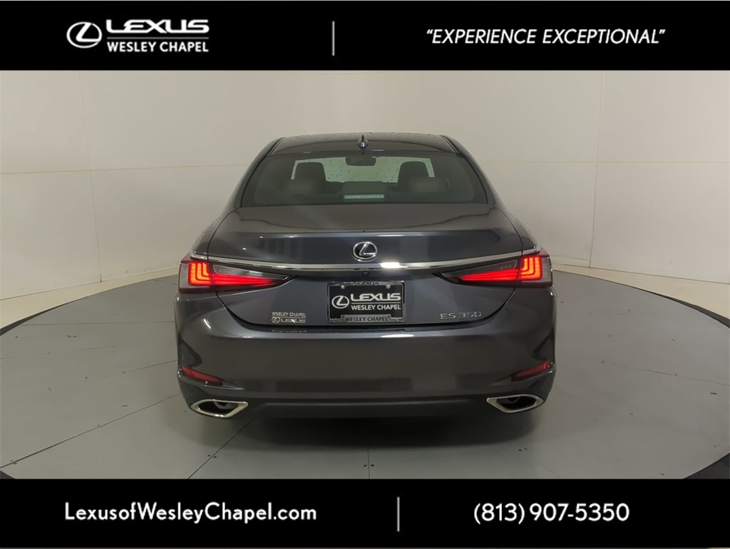 2025 Lexus ES 350 photo 4