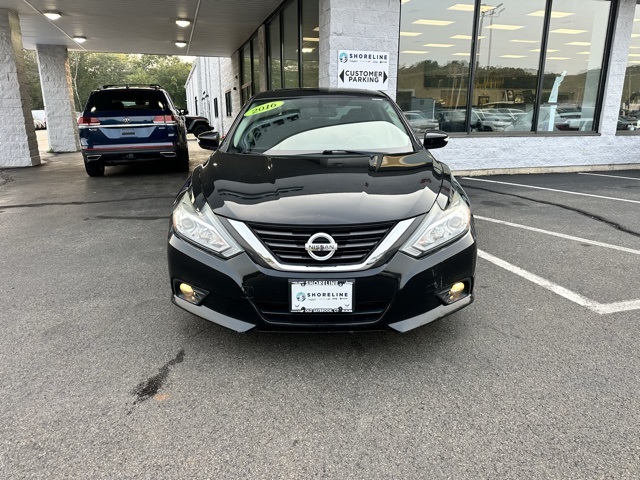 Used 2016 Nissan Altima SV with VIN 1N4AL3AP2GC149078 for sale in Old Saybrook, CT