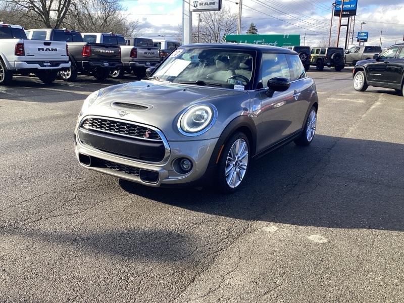 2020 Mini Cooper 2 Door Hardtop S photo 3