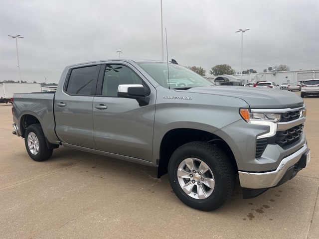 2026 Chevrolet Silverado 1500 LT's photo