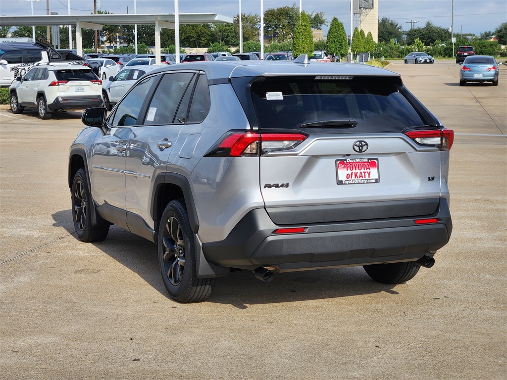 2025 Toyota RAV4 LE photo 3