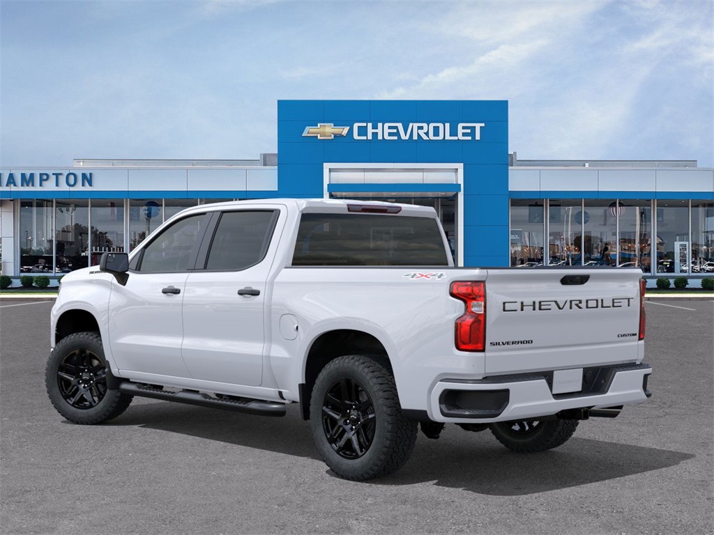 2025 Chevrolet Silverado 1500 Custom 4D Crew Cab 4WD 3