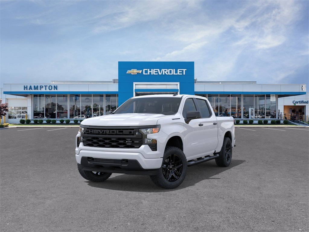 2025 Chevrolet Silverado 1500 Custom 4D Crew Cab 4WD 8