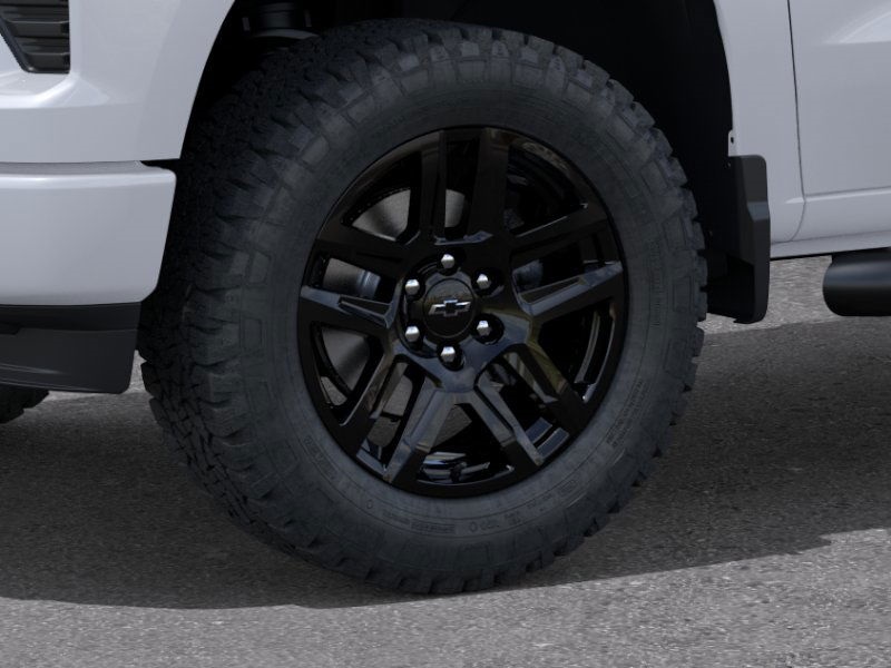 2025 Chevrolet Silverado 1500 Custom 4D Crew Cab 4WD 9