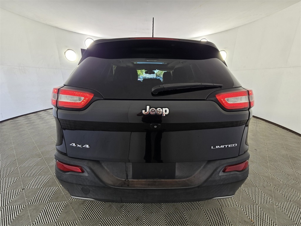 used 2016 Jeep Cherokee car, priced at $12,998