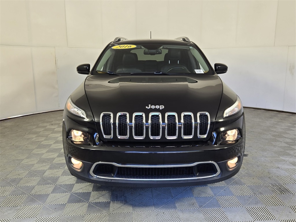 used 2016 Jeep Cherokee car, priced at $12,998
