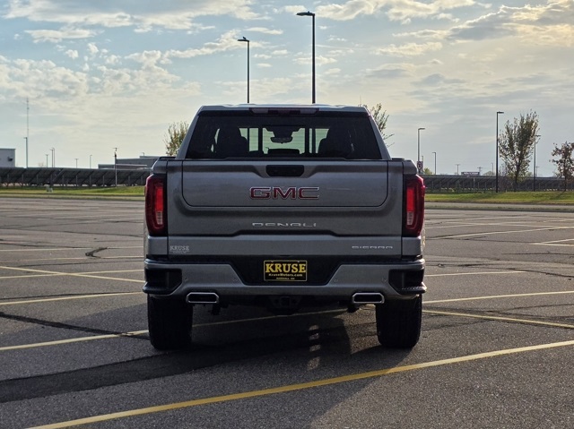 2026 GMC Sierra 1500 Crew Cab, Short Bed, Denali, 4WD