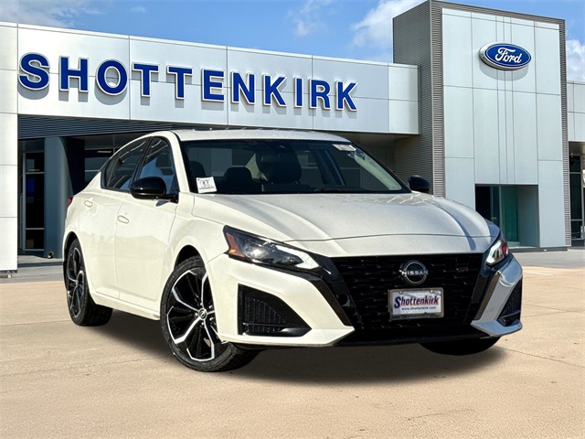 2024 Nissan Altima SR