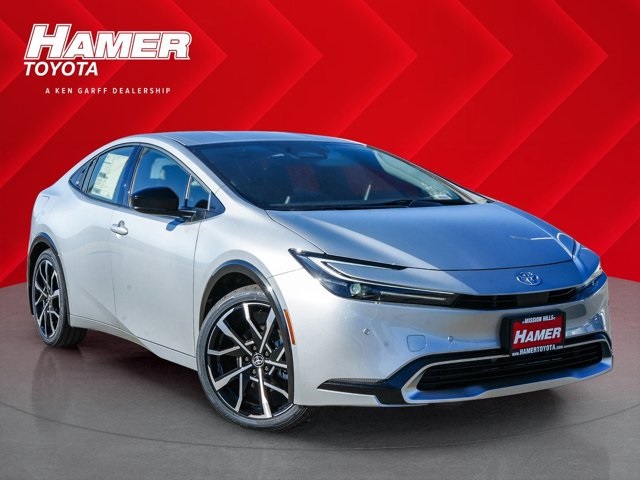 new 2026 Toyota Prius Plug-In Hybrid car, priced at $39,728