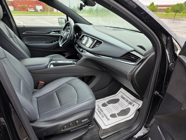 2023 Buick Enclave Premium