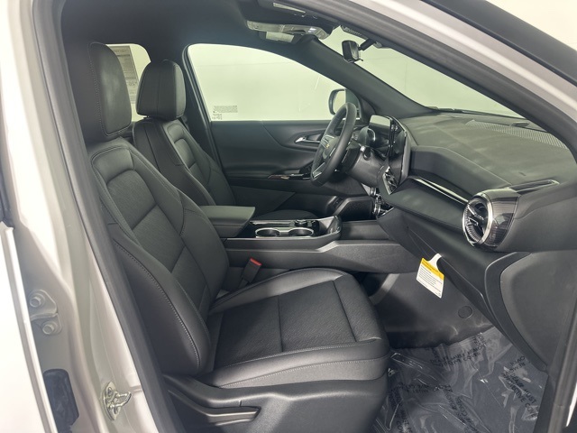 2026 Chevrolet Equinox LT photo 11