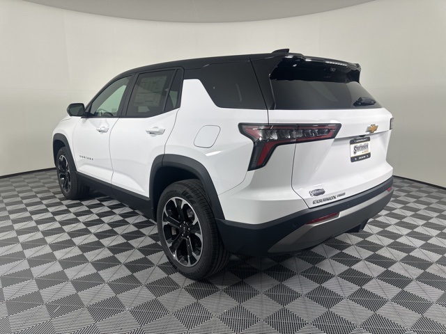 2026 Chevrolet Equinox LT photo 4