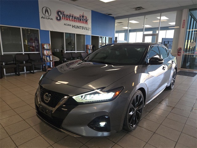 2019 Nissan Maxima SR