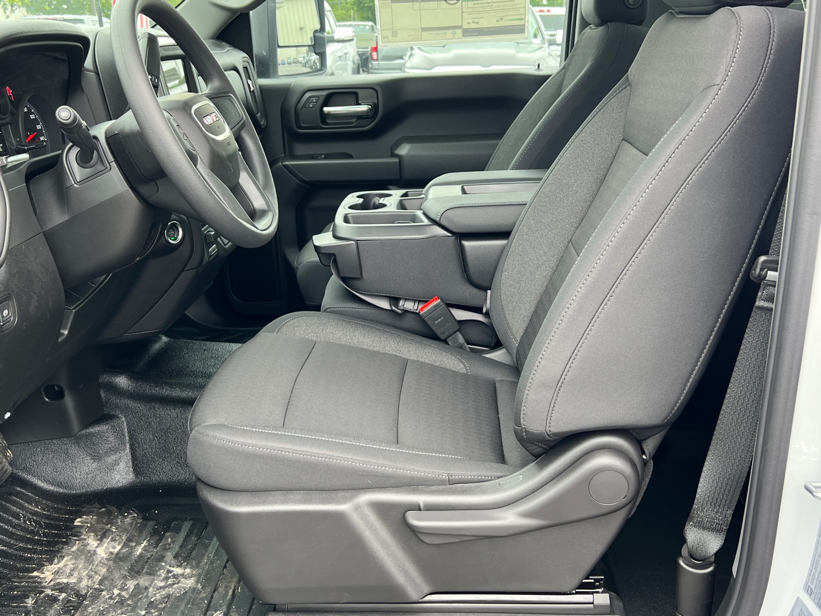 Sierra 2500HD Regular Cab PRO