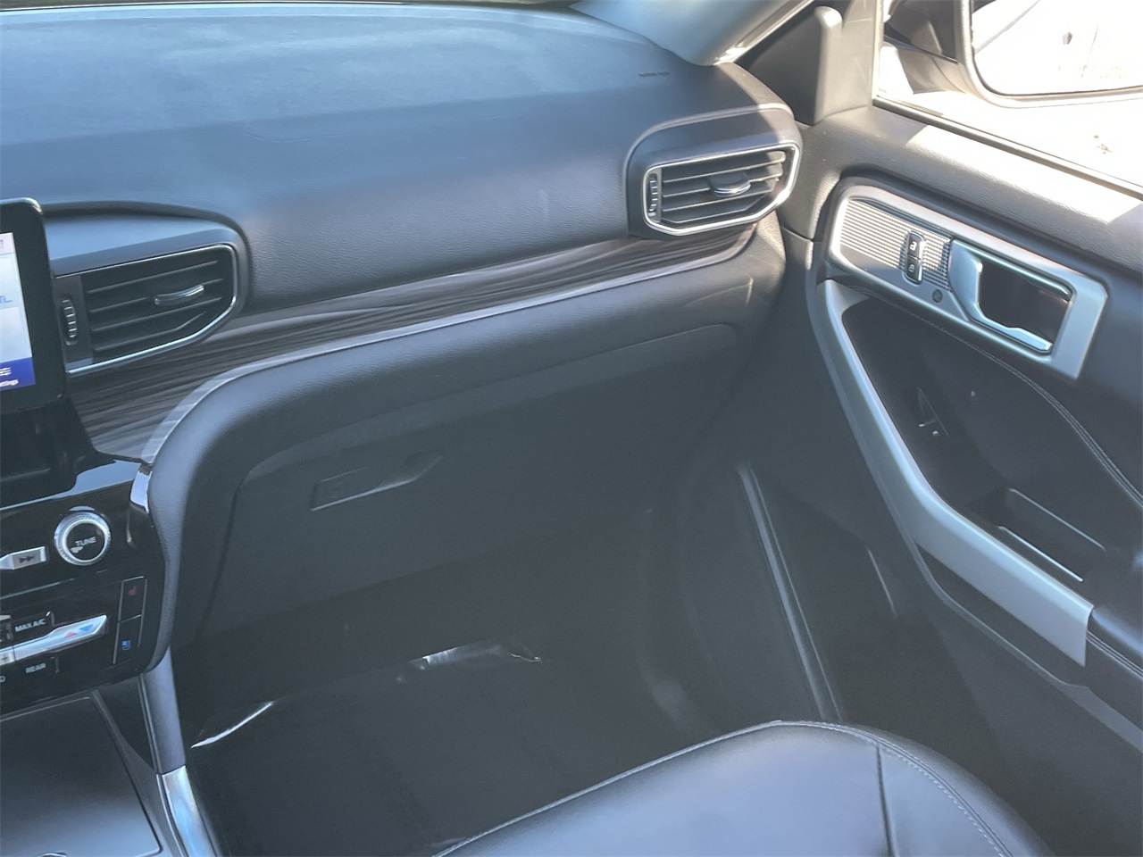 used 2021 Ford Explorer car, priced at $22,499