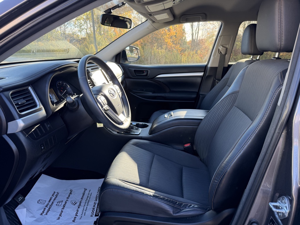 used 2016 Toyota Highlander car, priced at $19,503