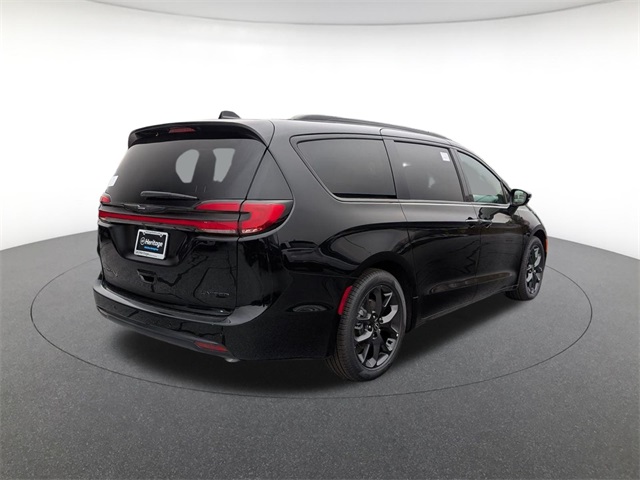 new 2026 Chrysler Pacifica car