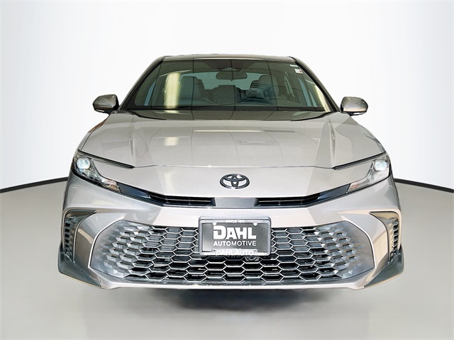 2026 Toyota Camry SE photo 2