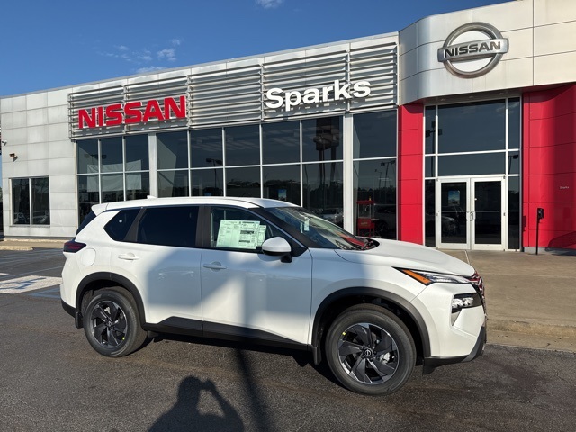 2026 Nissan Rogue SV's photo
