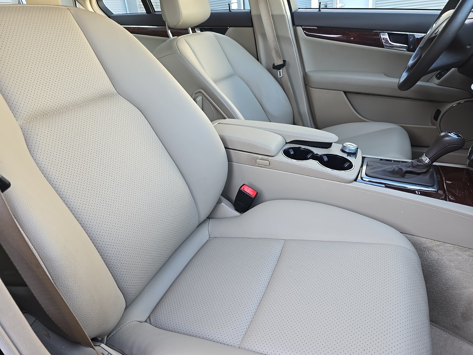 used 2009 Mercedes-Benz C-Class car, priced at $9,100