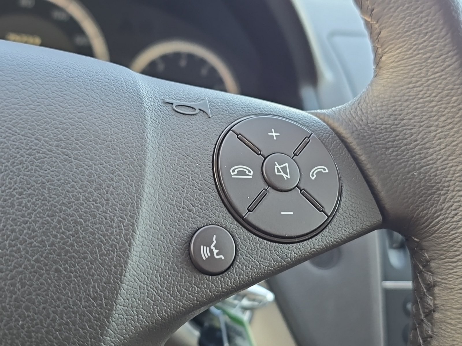 used 2009 Mercedes-Benz C-Class car, priced at $9,100