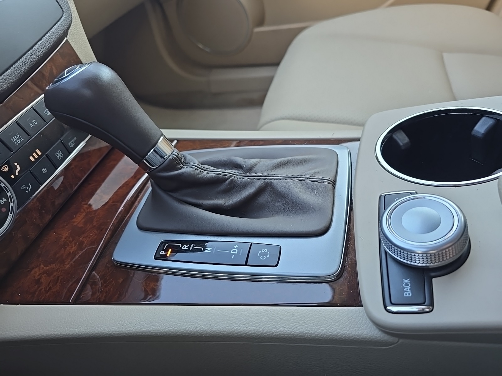 used 2009 Mercedes-Benz C-Class car, priced at $9,100