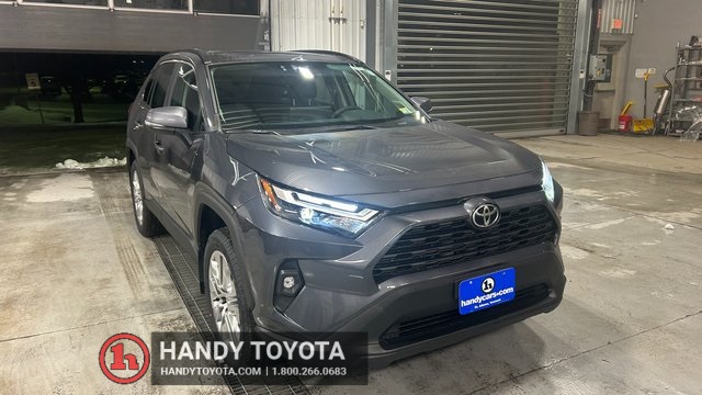 2025 Toyota RAV4 XLE Premium's photo