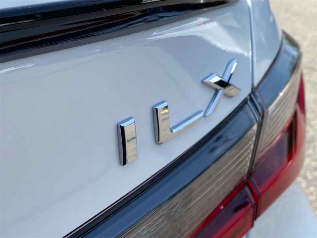 2022 Platinum White Pearl Acura ILX Premium and A-SPEC Packages FWD Sedan
