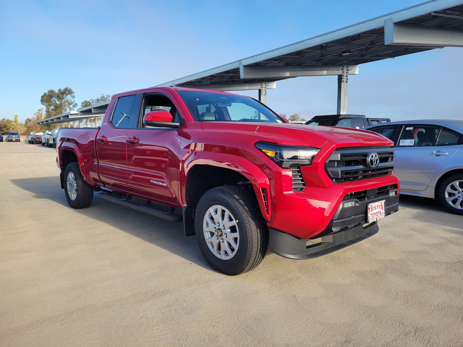 2025 Toyota Tacoma SR5 Double Cab photo 2