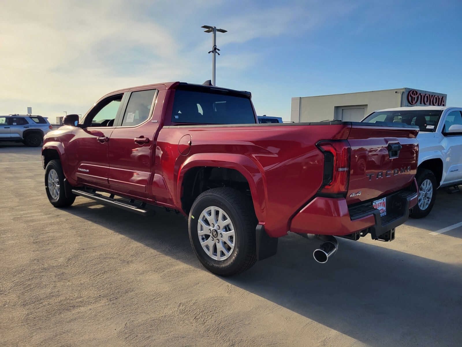 2025 Toyota Tacoma SR5 Double Cab photo 4