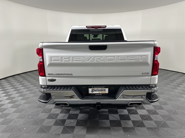 2026 Chevrolet Silverado 1500 LTZ photo 3