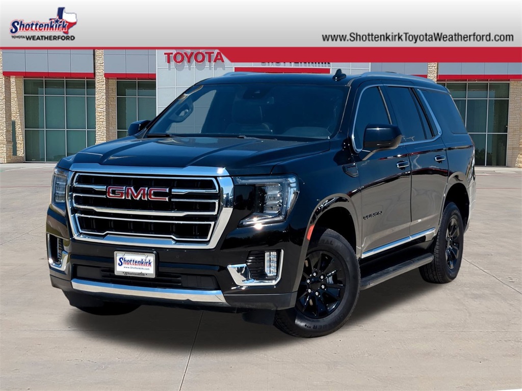 2023 GMC Yukon SLT's photo