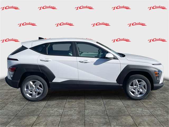 2026 Hyundai Kona SE photo 2