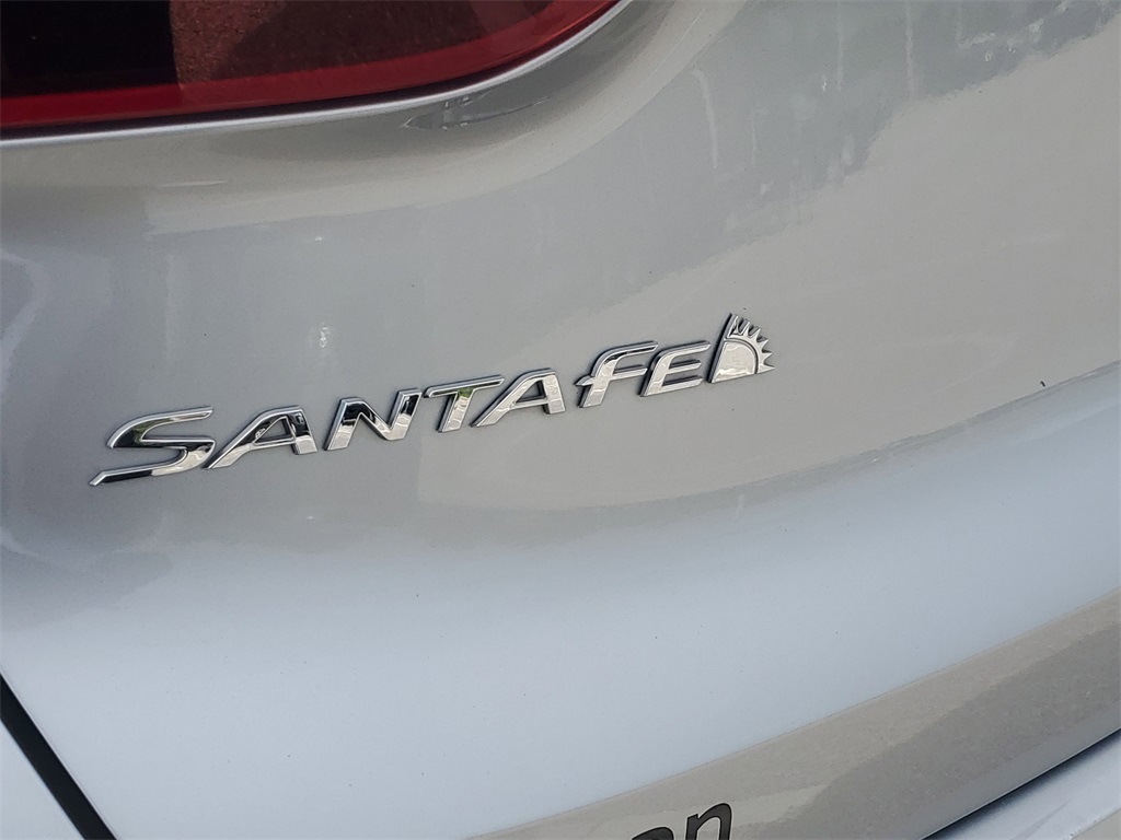 2023 Shimmering Silver Pearl Hyundai Santa Fe SEL FWD SUV
