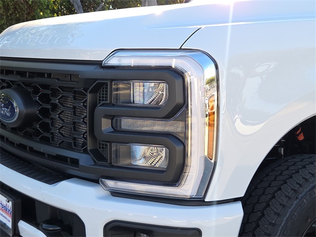 2026 Ford F-250 XL photo 3