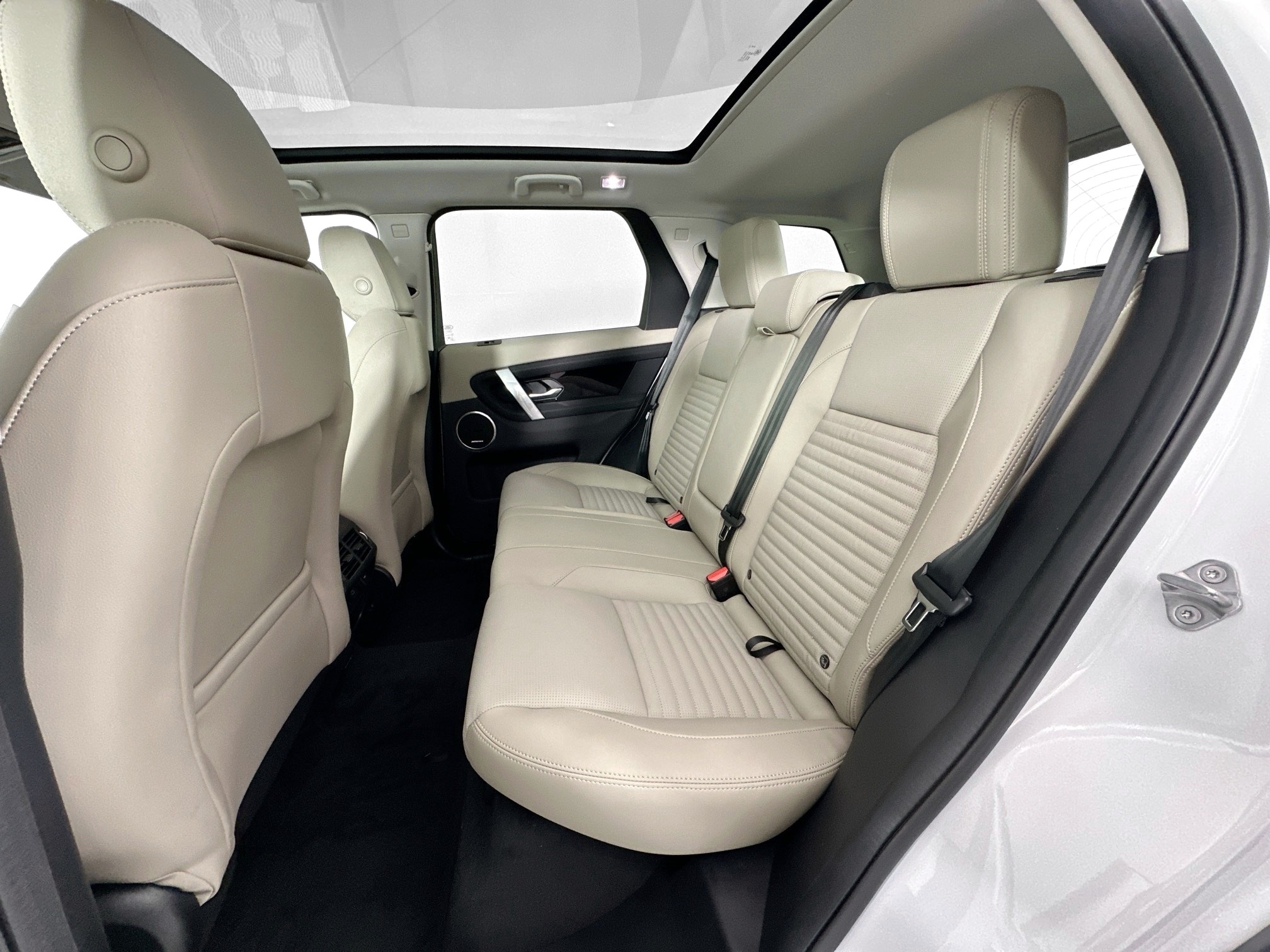 new 2025 Land Rover Discovery Sport car, priced at $52,678