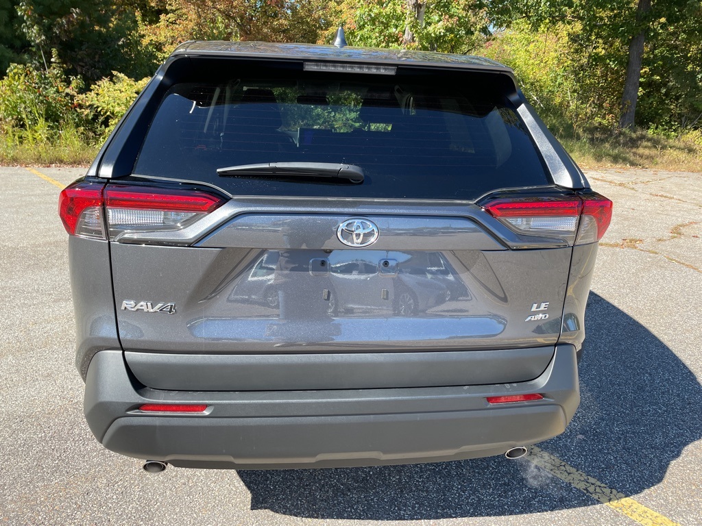2025 Toyota RAV4 LE photo 3