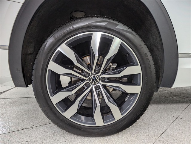 used 2023 Volkswagen Atlas car, priced at $31,781